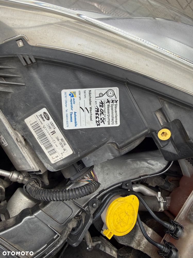 Ford Kuga 2.0 TDCi 2x4 Titanium - 39