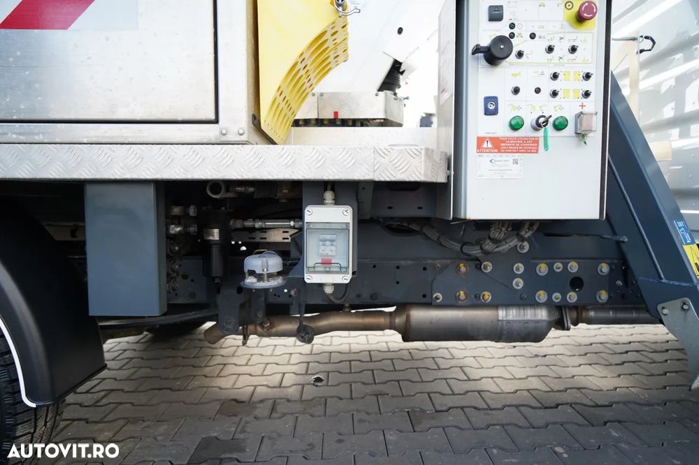 Iveco DAILY 35-140 / Platformă de lucru aeriană / FRANCE ELEVATEUR 141 TLE / 4 STABILIZATOARE / MANUALĂ / 2020 - 12