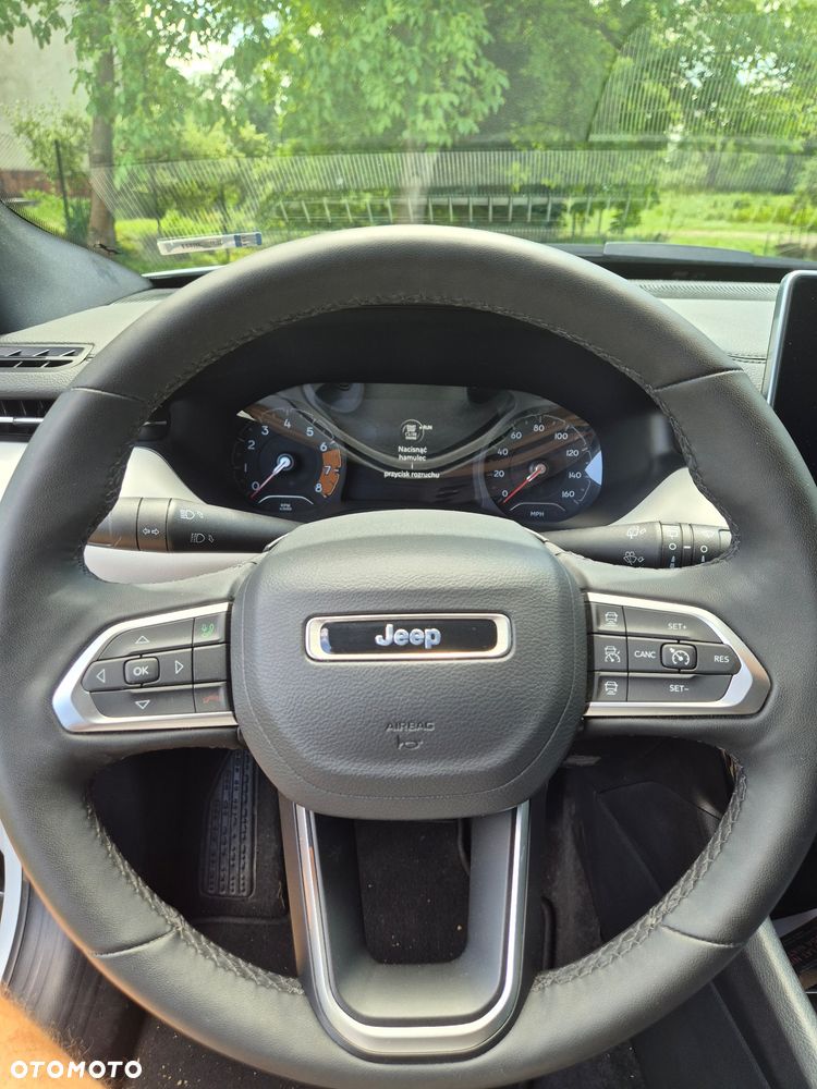 Jeep Compass - 8