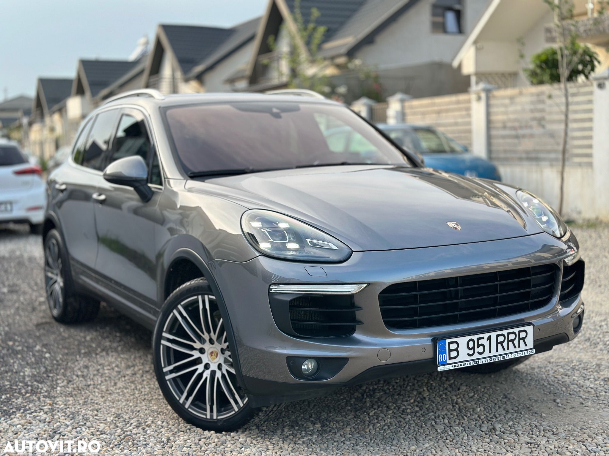 Porsche Cayenne S E-Hybrid Platinum Edition - 1