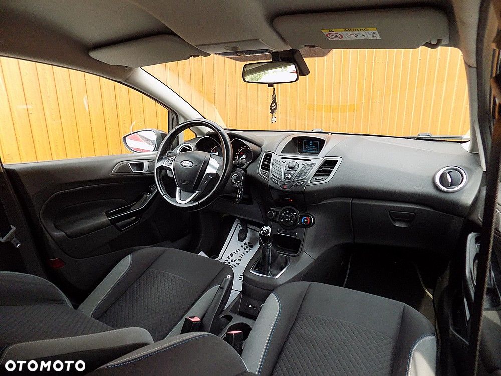 Ford Fiesta 1.0 Celebration - 17