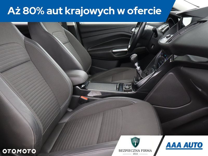 Ford Kuga - 11