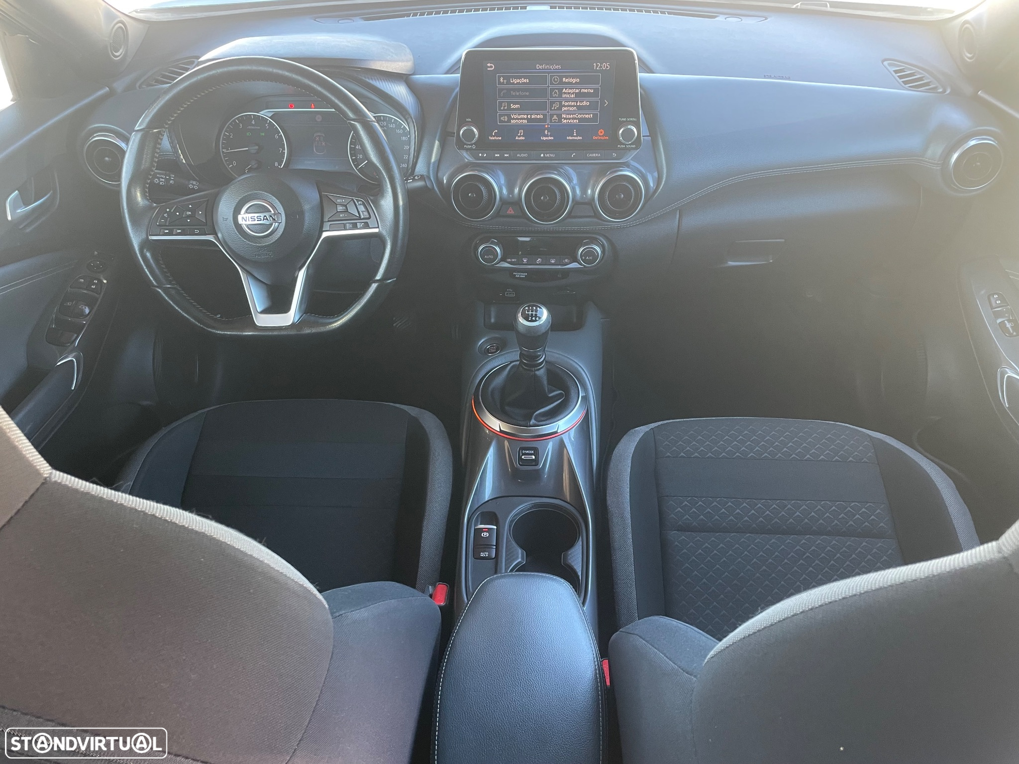 Nissan Juke 1.0 DIG-T N-Connecta - 2