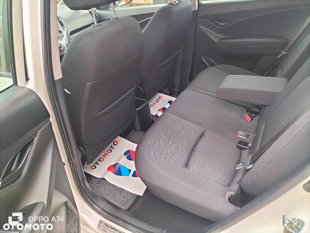 Hyundai ix20 1.4 blue Style - 10
