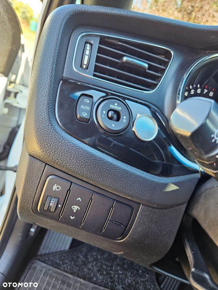 Kia Ceed 1.6 GDI Business Line - 16