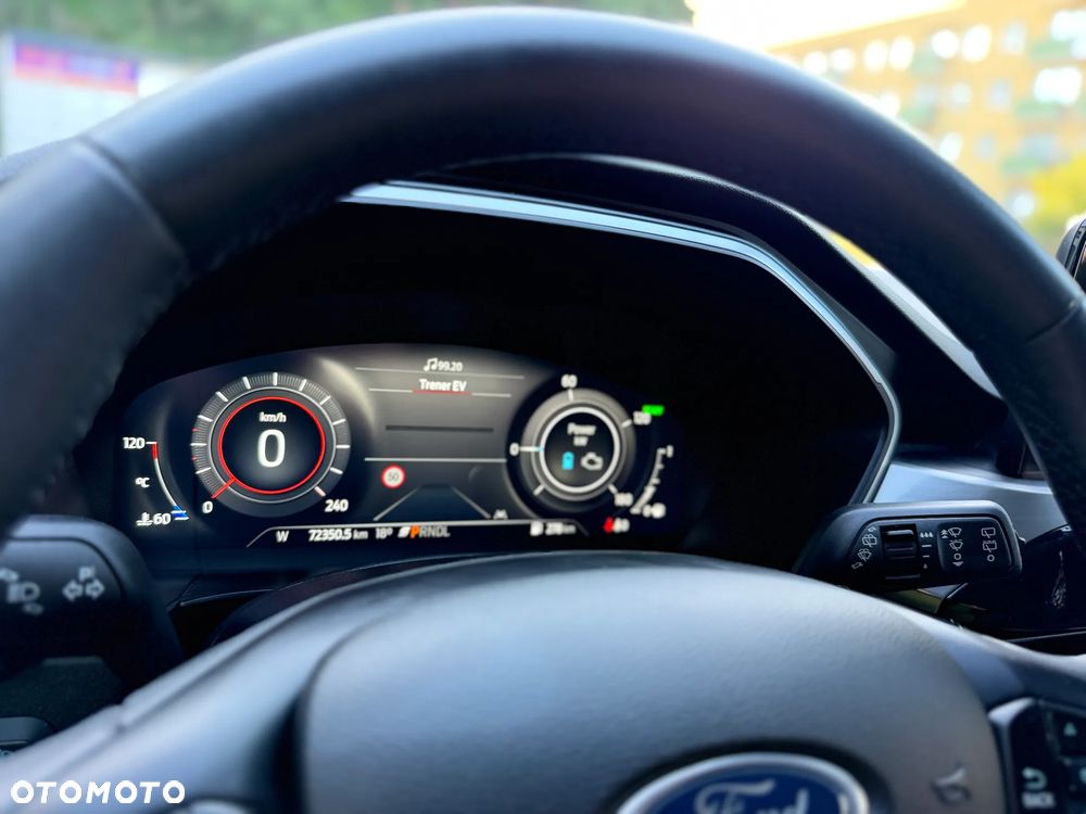 Ford Kuga 2.5 Duratec FHEV 4x4 TITANIUM X - 40