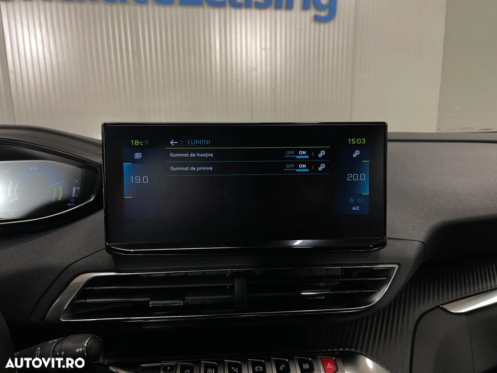 Peugeot 3008 PHEV 180 EAT8 Active Pack - 17