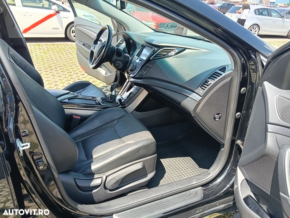 Hyundai i40 1.7 CRDI DPF Sedan TPMS Highway+ - 10