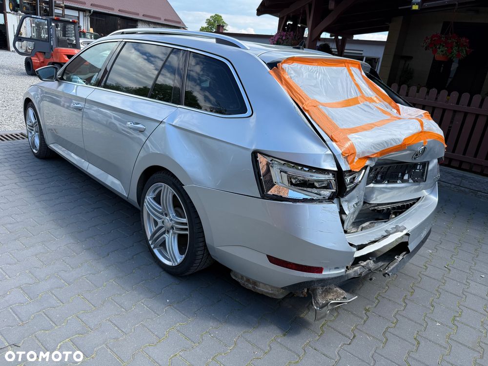 Skoda Superb 2.0 TSI 4x4 DSG Style - 4