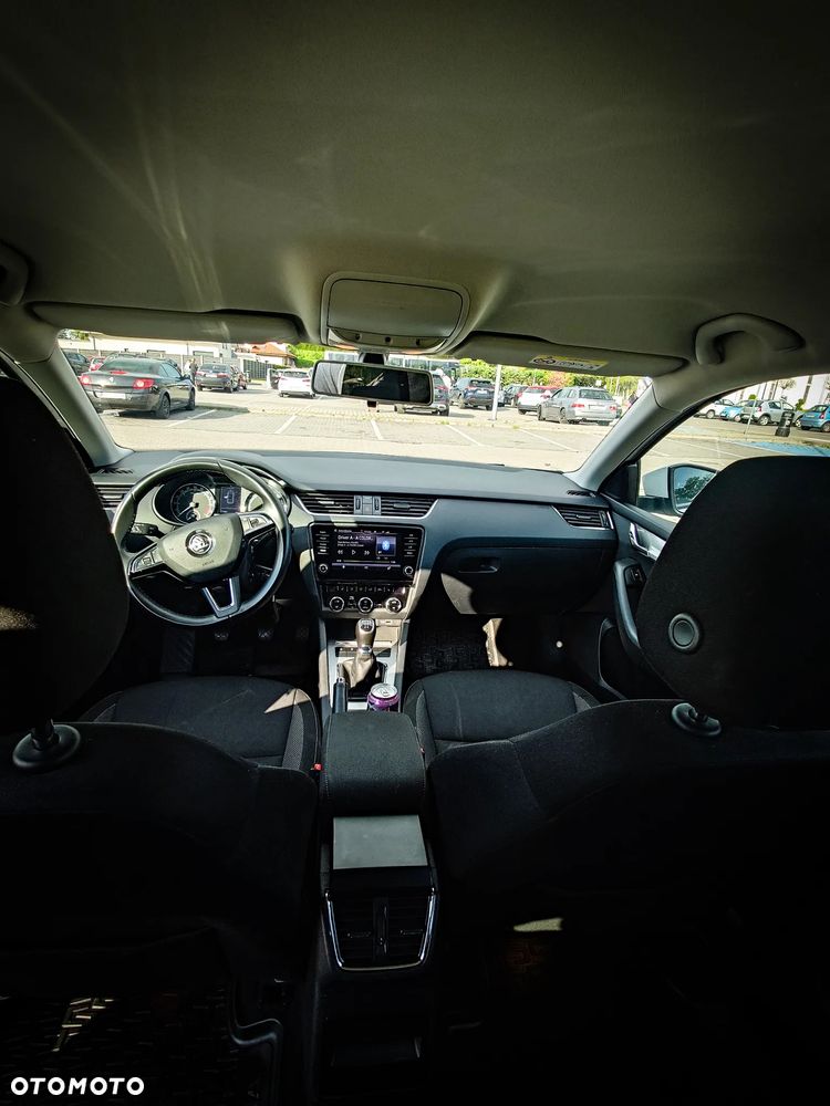 Skoda Octavia 1.6 TDI SCR Ambition - 11