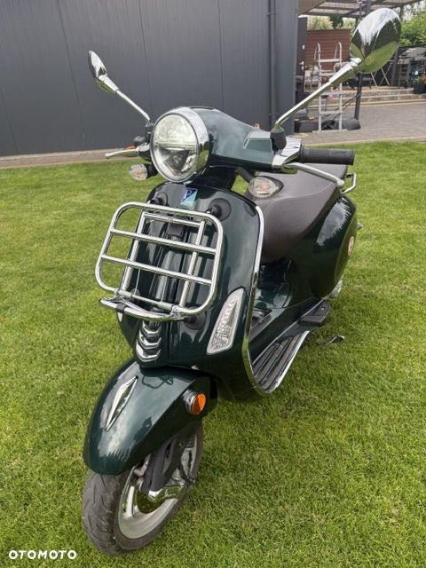 Piaggio Vespa - 1