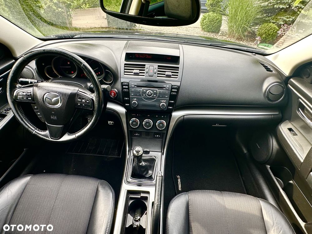 Mazda 6 - 8