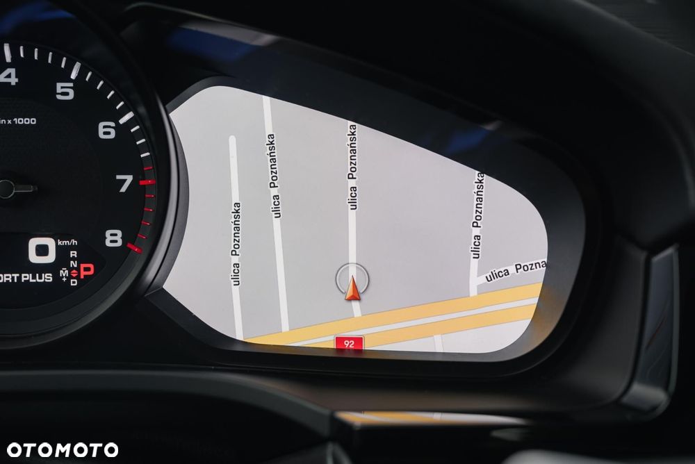 Porsche Cayenne - 32