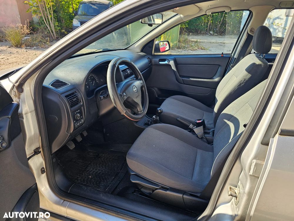 Opel Astra - 10