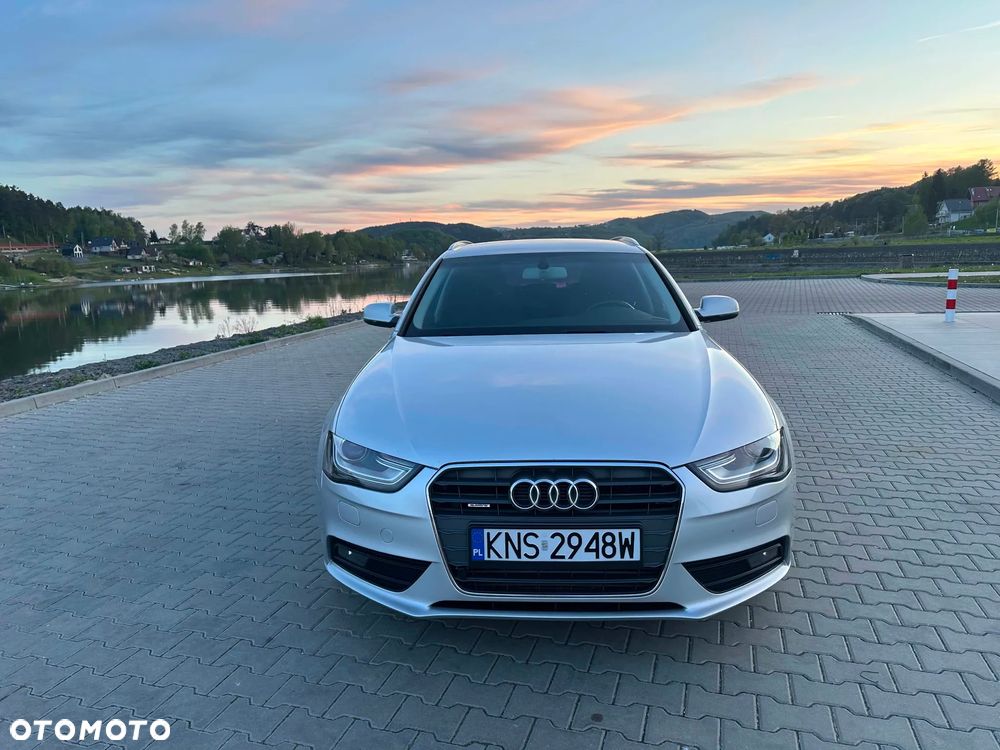 Audi A4 Avant 2.0 TDI DPF quattro Attraction - 2