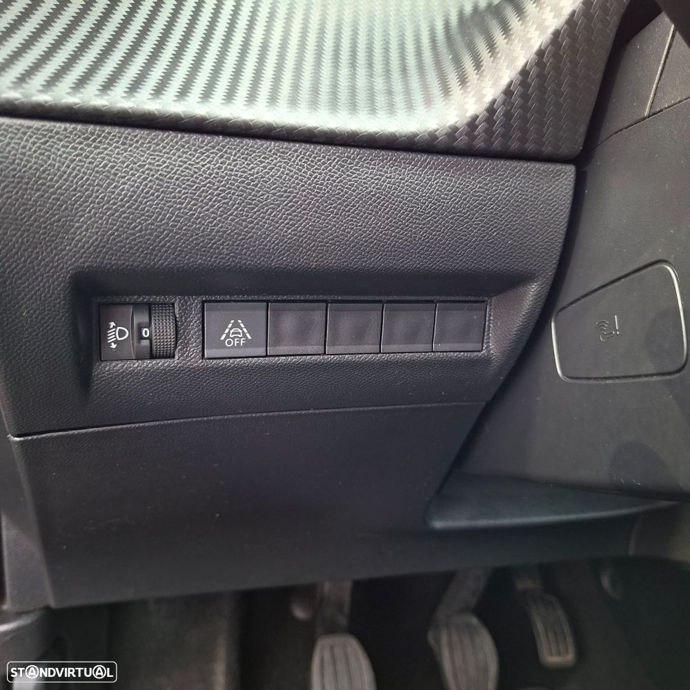 Peugeot 2008 1.5 BlueHDi Active Pack - 23