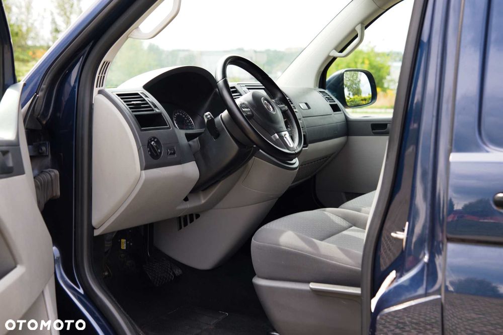 Volkswagen Transporter - 21