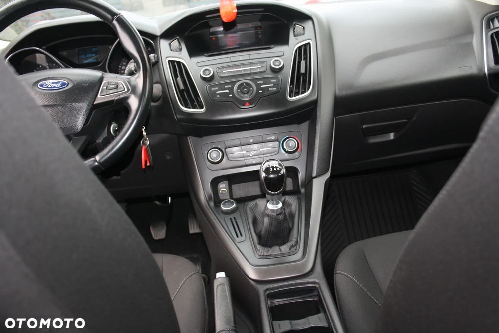 Ford Focus 1.6 TDCi Trend - 12