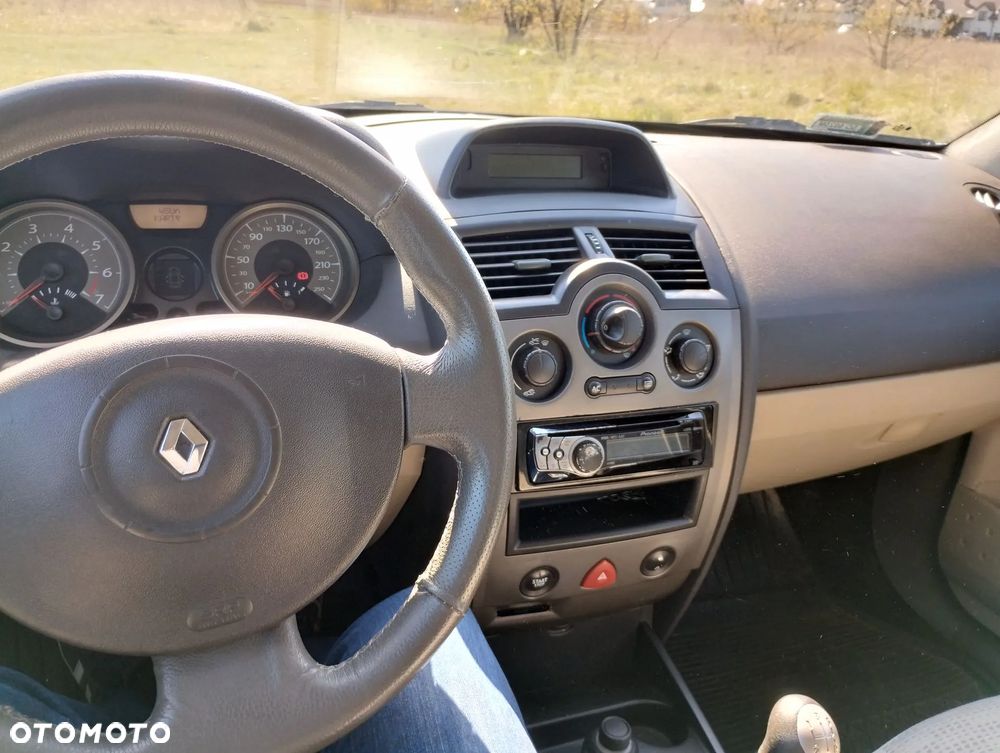 Renault Megane 1.4 16V Authentique - 17