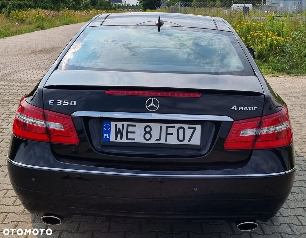 Mercedes-Benz Klasa E 350 4-Matic - 16