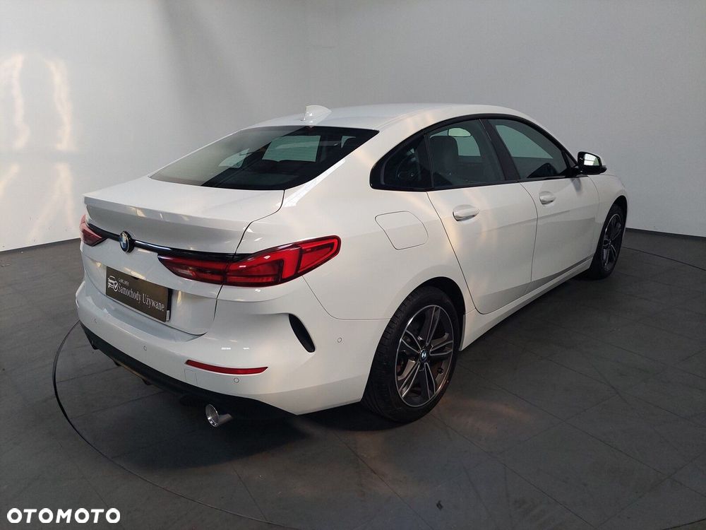 BMW Seria 2 218d Sport Line - 4