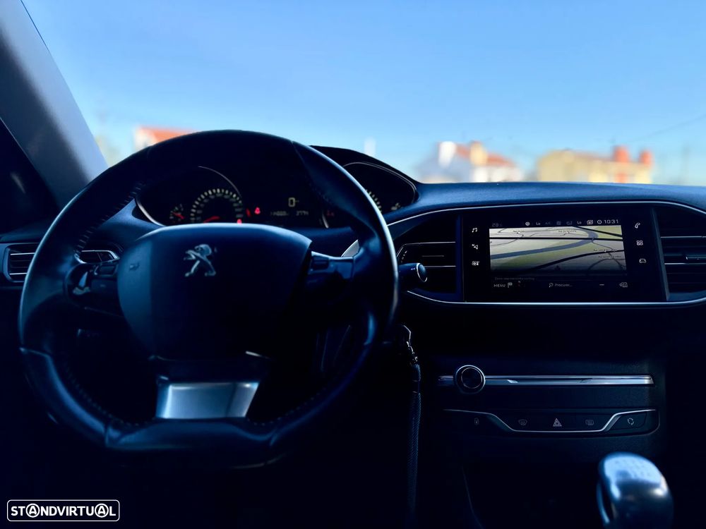 Peugeot 308 SW 1.5 BlueHDi Style - 16
