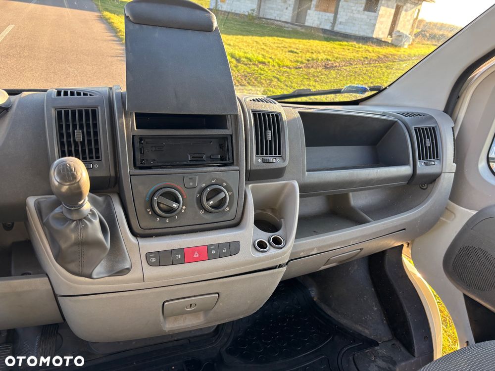 Peugeot Boxer 330 - 8