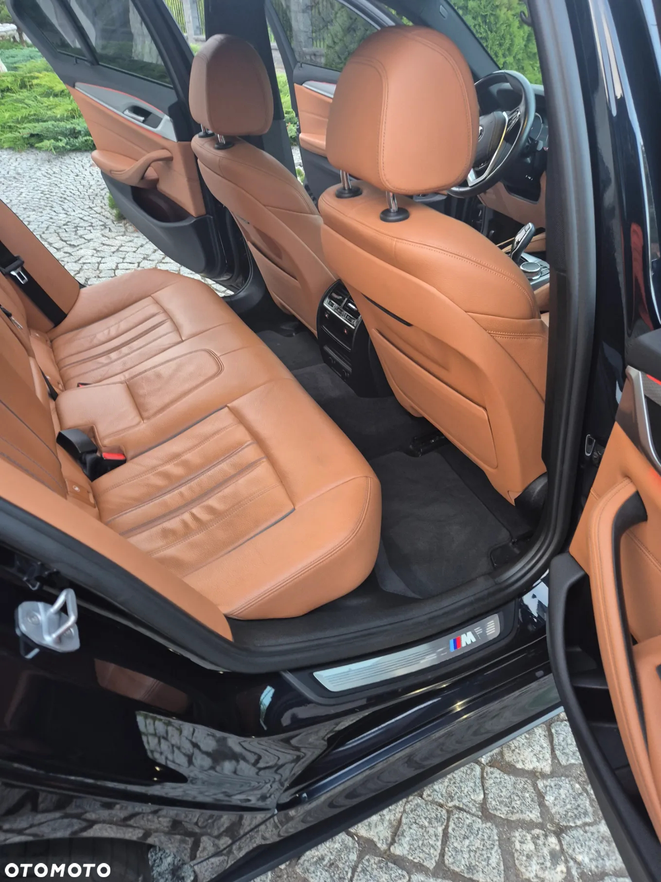 BMW Seria 5 520d M Sport - 11