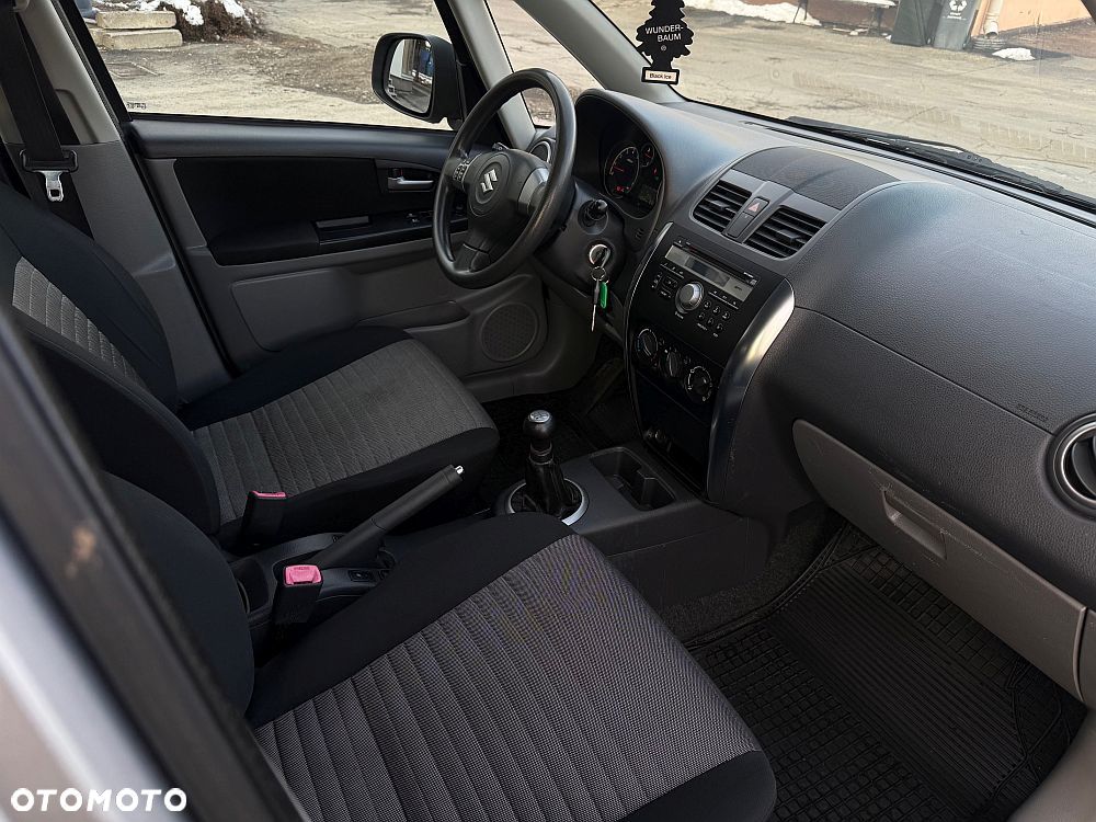 Suzuki SX4 1.6 VVT 4x4 Club - 6