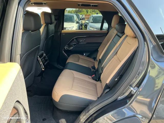 Land Rover Range Rover Sport P440e Hybrid - 11