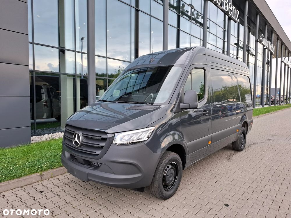 Mercedes-Benz Sprinter 319 CDI Furgon PRO 3665 mm L2H2 - 2
