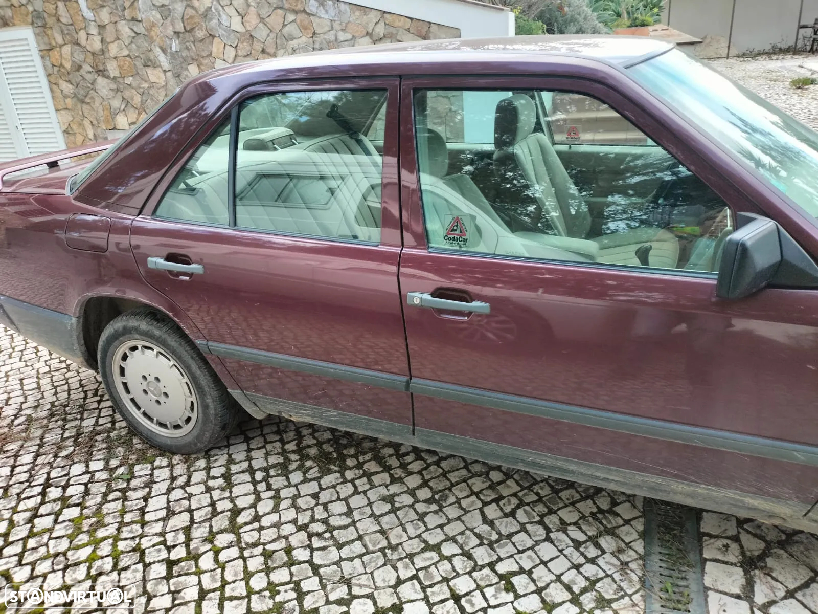 Mercedes-Benz 200 Standard - 14