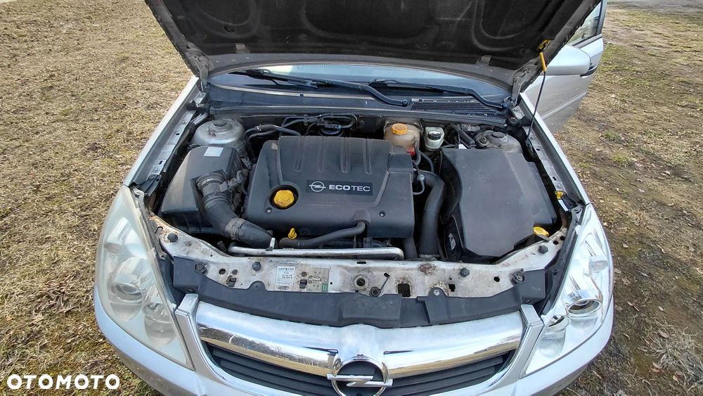 Opel Vectra 1.9 CDTI Essentia - 10