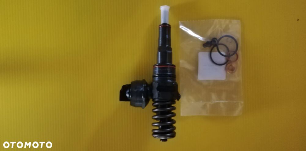 Pompowtryski 2,0TDI BPW BRT BSS 038130073BJ 0414720229 + Uszczelki - 1