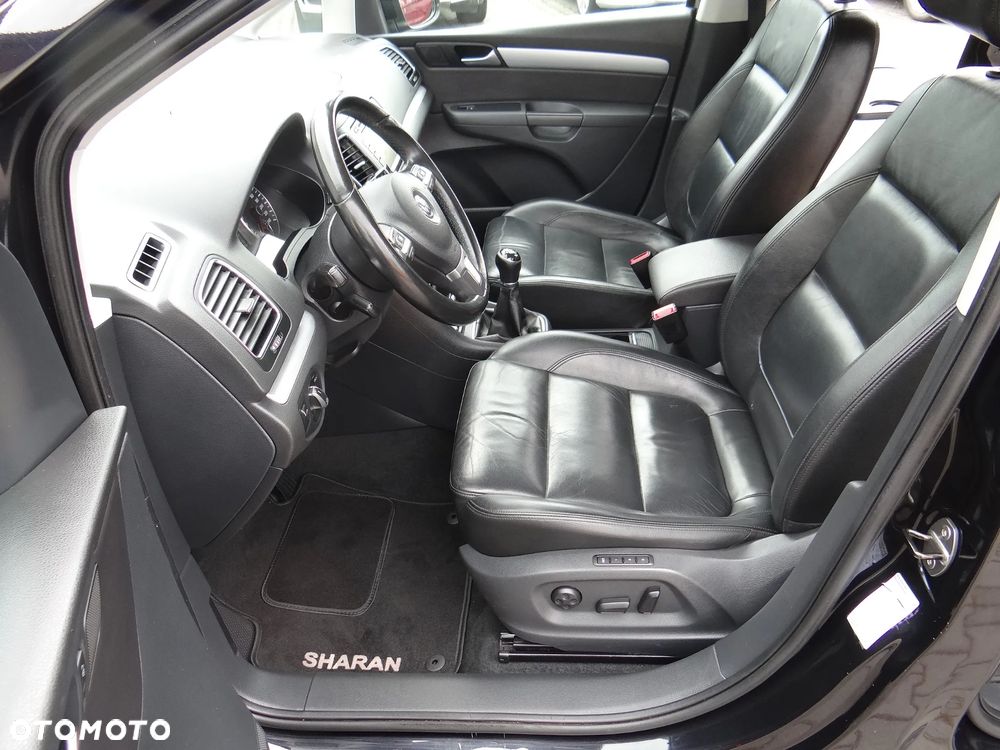 Volkswagen Sharan 2.0 TDI Blue Motion Highline - 21