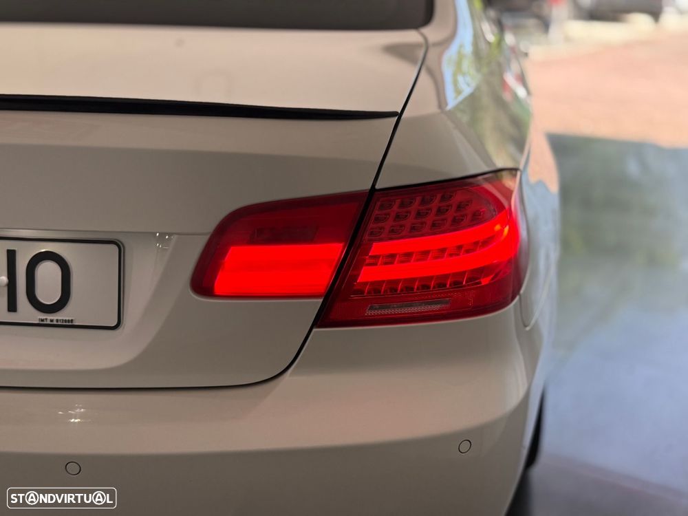 BMW 320 d xDrive Coupe Edição M - 13