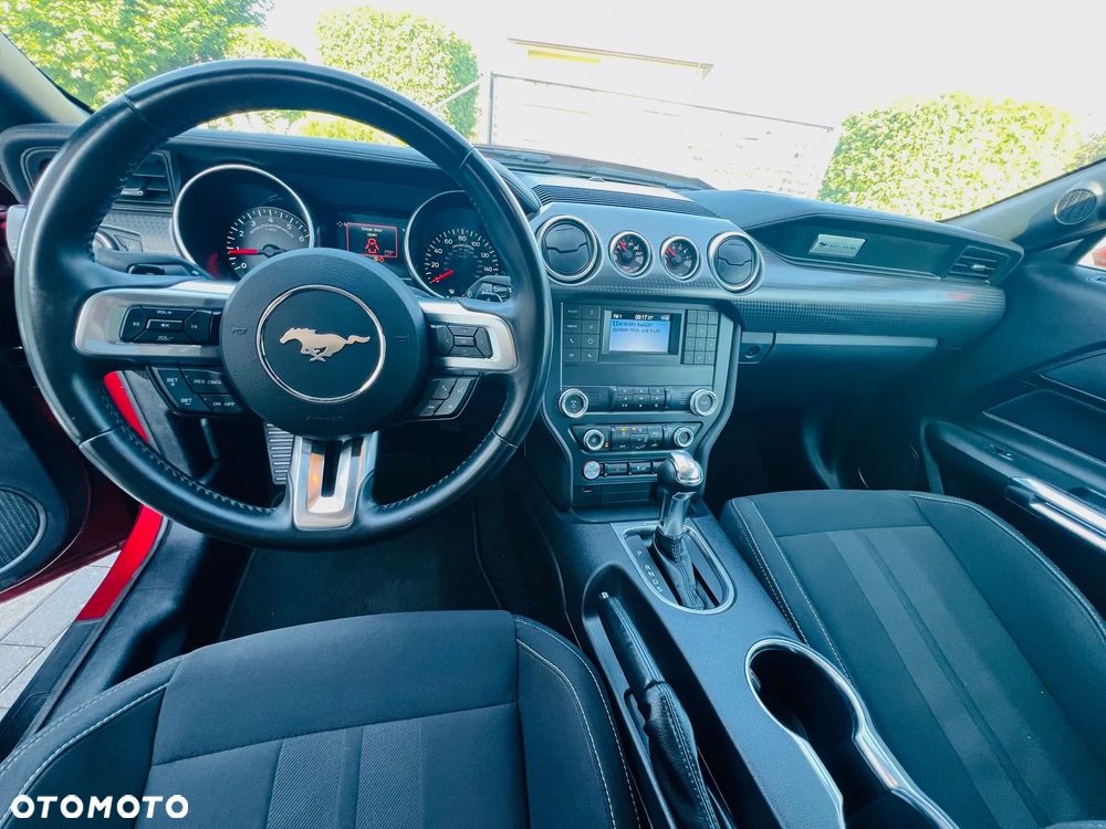 Ford Mustang - 19