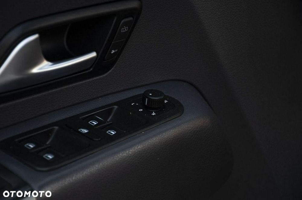 Volkswagen Amarok 2.0 BiTDI Autm Highline - 13