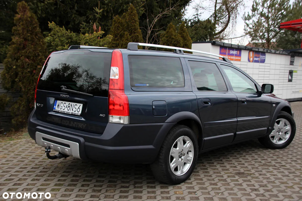 Volvo XC 70 D5 AWD Momentum - 16