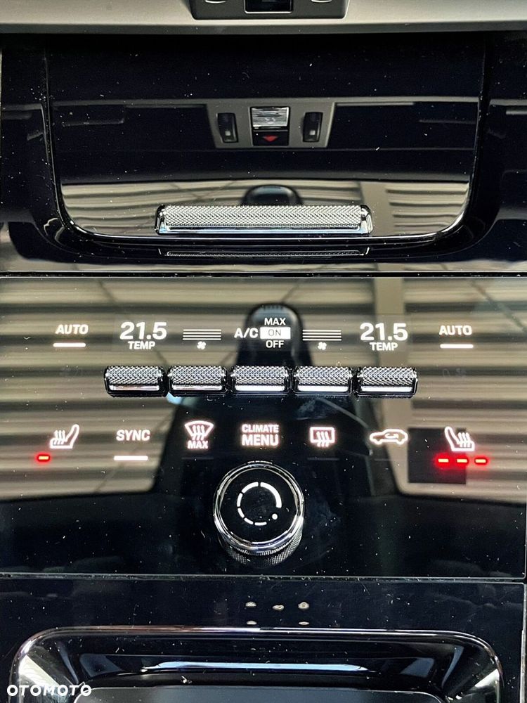 Porsche Cayenne - 29