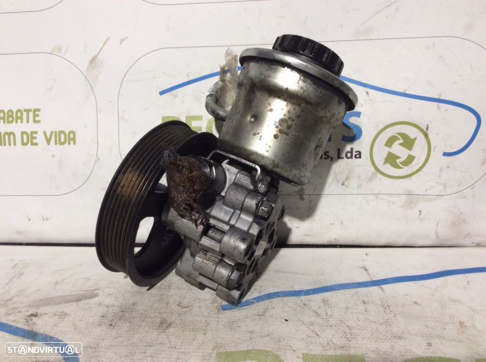 Bomba de direção assistida Toyota Corolla Verso - 2