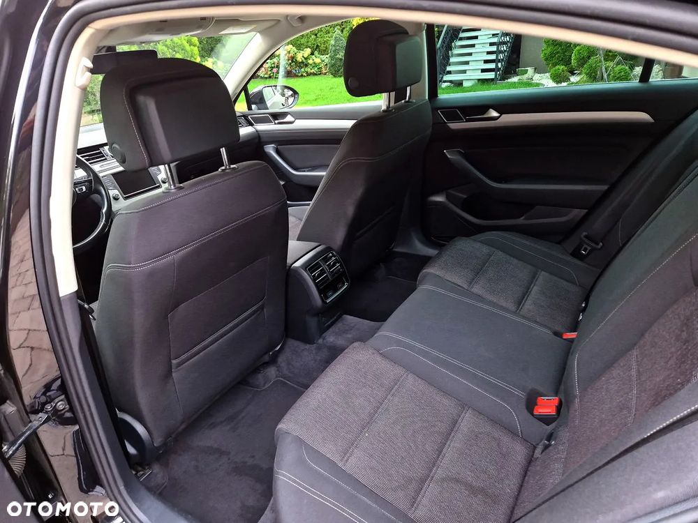 Volkswagen Passat 1.4 TSI BMT ACT Comfortline - 18