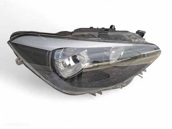 Reflektor prawy przod lampa PRAWA przednia BMW F20 F21 HELLA h7