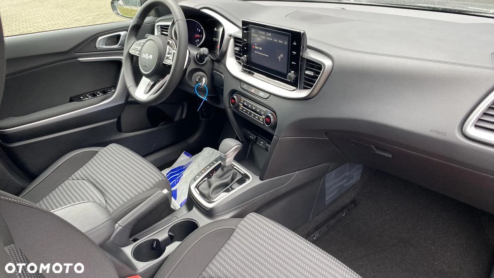 Kia XCeed 1.5 T-GDI M DCT - 16