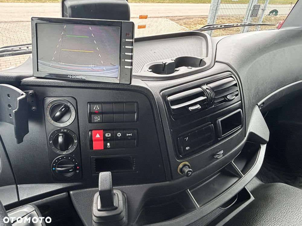 Mercedes-Benz ATEGO 1224 kontener , winda (izoterma 1227, 1230) DMC 11990 kg , z Niemiec, idealny do zabudowy pomoc drogowa , laweta - 23