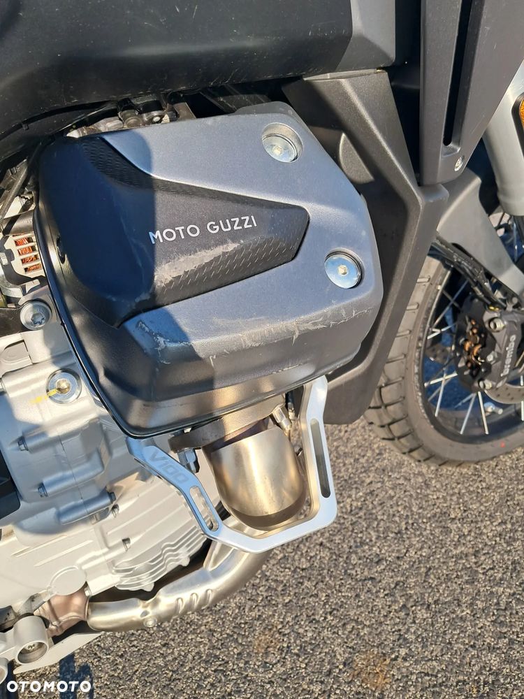 Moto Guzzi Stelvio - 14