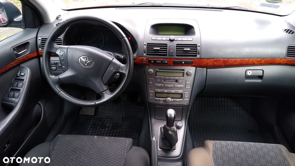 Toyota Avensis 2.0 VVT-i Sol - 9