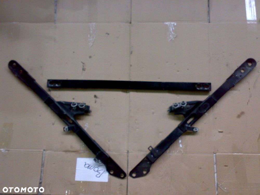 cadillac cts iii 2015 - sanki ława przednie wspornik sanek przód - 1