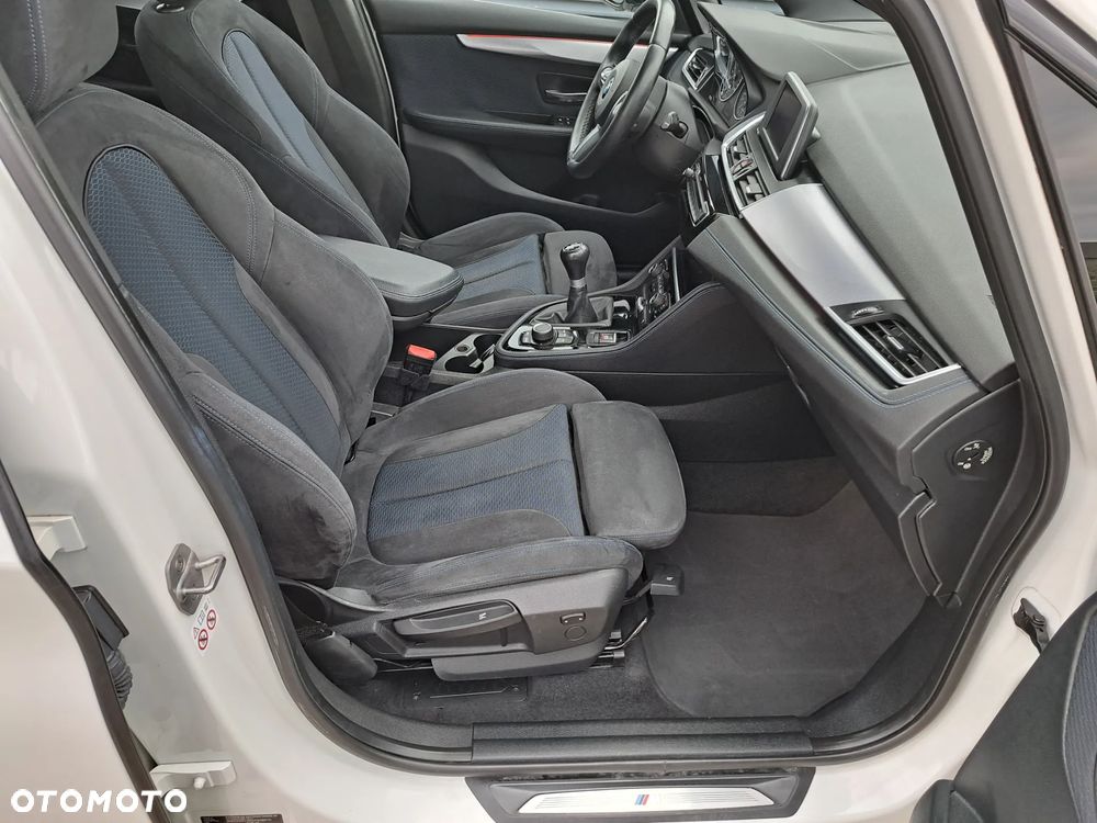 BMW Seria 2 216i GT M Sport - 12