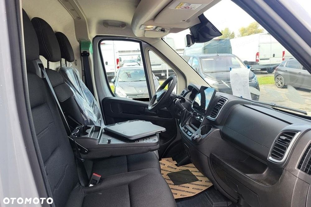 Peugeot Boxer Heavy L4H3 aut 2.2 180KM - 9